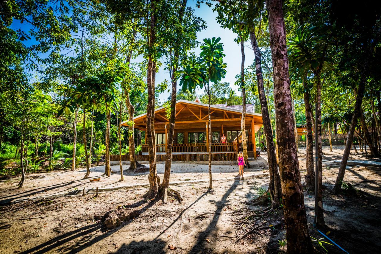 Sol Beach Resort Koh Rong Sanloem Exteriér fotografie